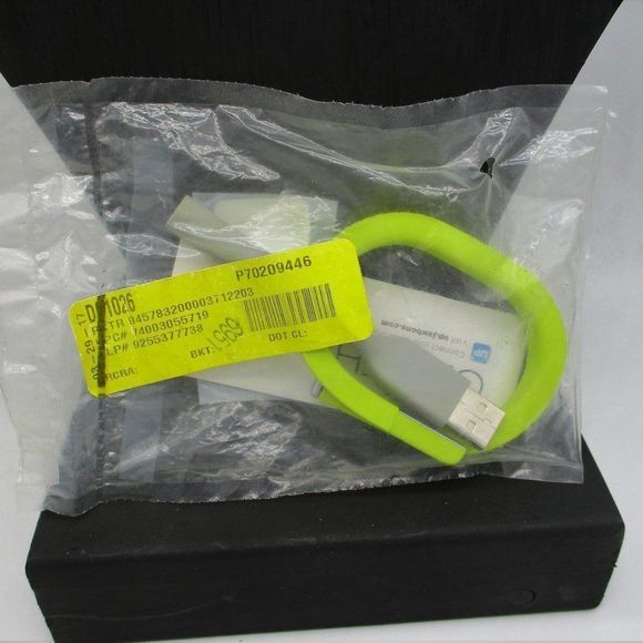 jawbone UP24 SMALL Wristband LEMON MotionX iPhone Fitness Tracker Run - Picture 2 of 7